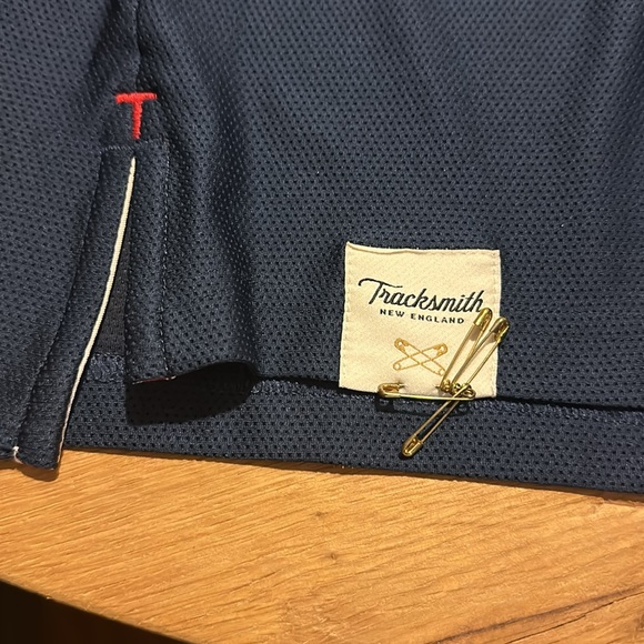 Tracksmith Van Cortlandt Kit - Picture 4 of 9